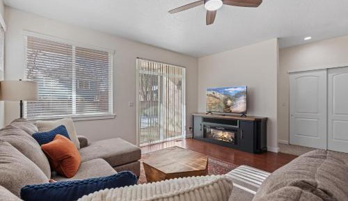 Three-Bedroom Holiday Home 