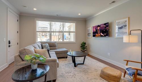 One-Bedroom Holiday Home
