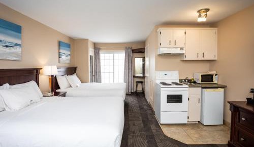 Queen Studio with Two Queen Beds