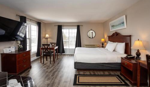 King Room with Spa Bath
