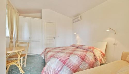 Triple Studio Apartment 