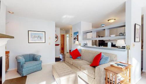One Bedroom Apartment