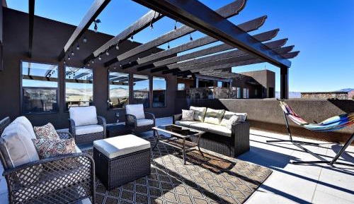 Four-Bedroom Holiday Home