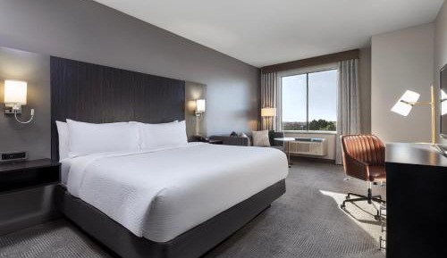 King Room - Mobility Access/Hearing Accessible