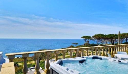 Villa with Sea View
