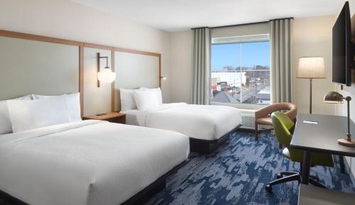 Queen Room with Two Queen Beds and City View