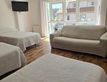 Triple Room with Shared Bathroom