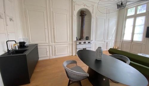 One-Bedroom Apartment with Terrace