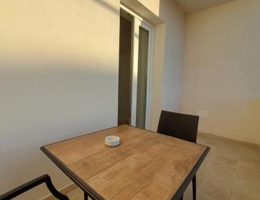 One-Bedroom Apartment with City View