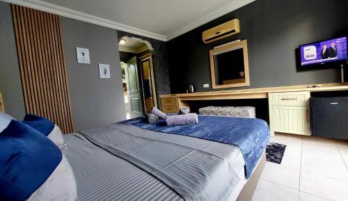 Double Room with Pool View