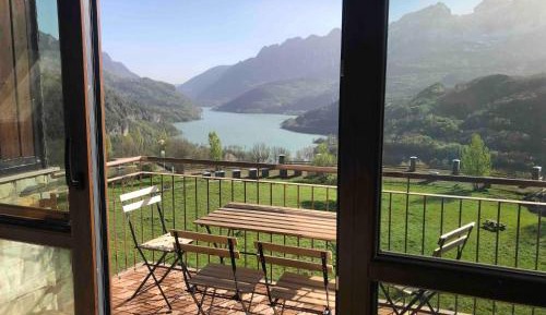 Family Room with Lake View