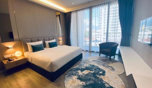King Room with Balcony