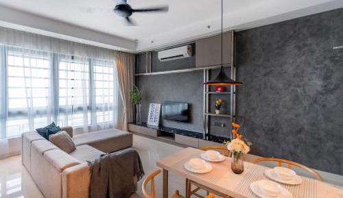 Deluxe Two-Bedroom with City View/KLCC View
