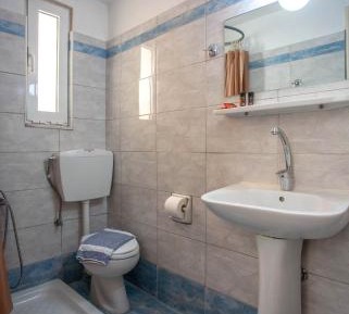 Economy Double or Twin Room