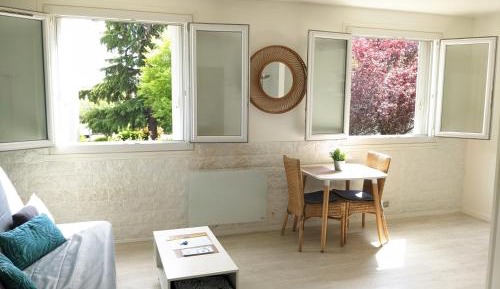 Studio Apartment