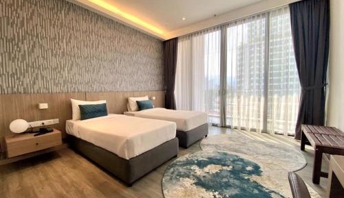 Twin Room with City View