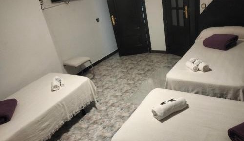 Triple Room with Shower