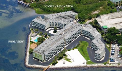 One-Bedroom Suite with Bay View