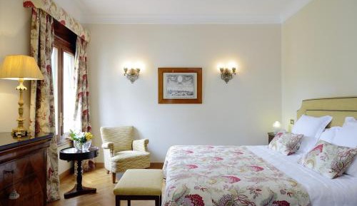 Classic Double Room with Spa Access
