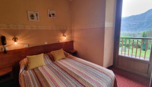 Single Room with Garden View