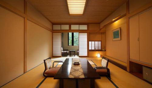 Japanese-Style Deluxe Room - Non-Smoking