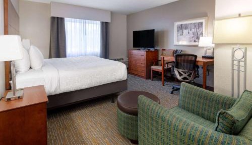 King Room with City View-Ground Floor, Non-Smoking