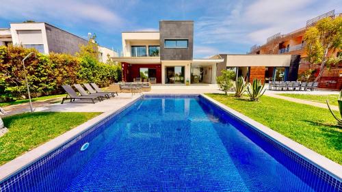 Superior Villa