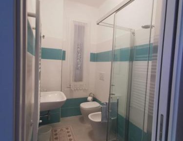 Quadruple Room with Private Bathroom