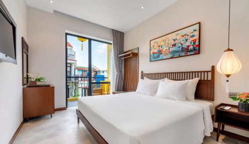 Deluxe Double Room with Balcony