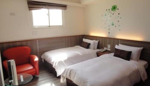 Twin Room with Bathroom
