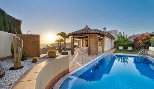 Villa with Sea View
