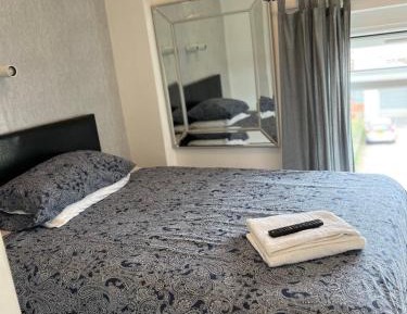 Double or Twin Room with Private Bathroom