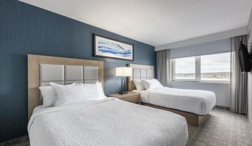 One Bedroom Suite with Harbor View with Double Beds