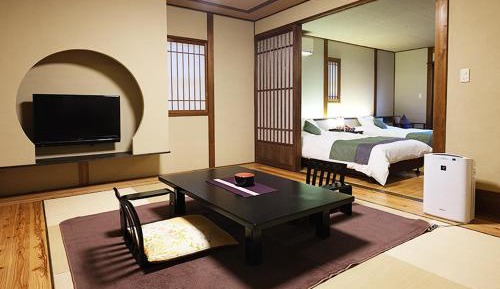 Junior Suite with Garden View