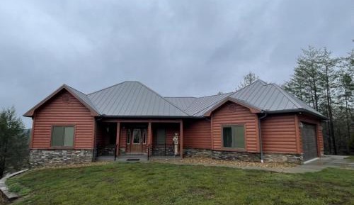 Four-Bedroom Holiday Home