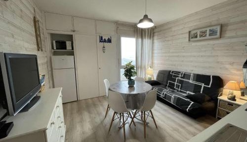 Apartment (4 Adults)