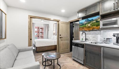Superior Apartment
