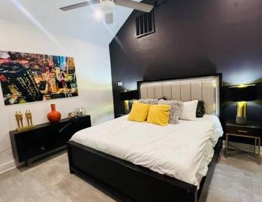 One-Bedroom House