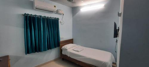 Budget Single Room