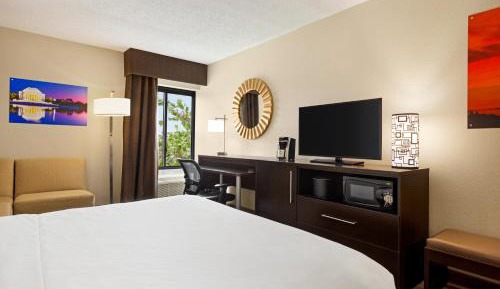 Double Room with Roll in Shower