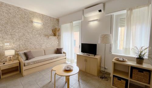One-Bedroom Apartment with Sea View