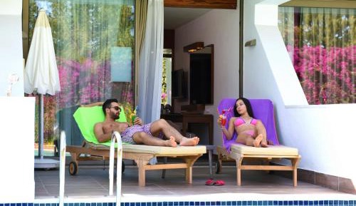 Deluxe Double or Twin Room with Pool Access Adult Only +16 Age