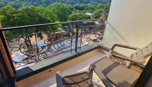 Double Room with Mountain View