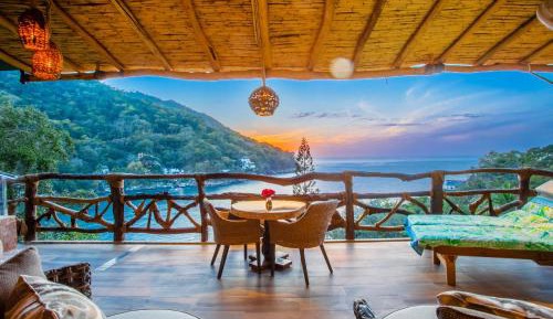 Suite with Private Pool