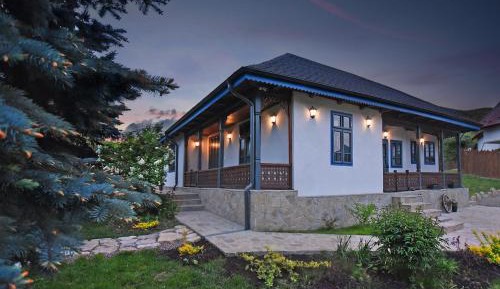 Three-Bedroom Chalet