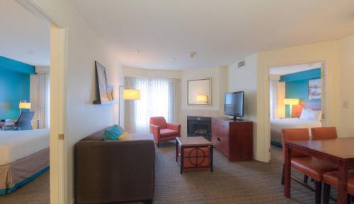 Two-Bedroom Suite