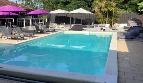 Double Room with Pool View