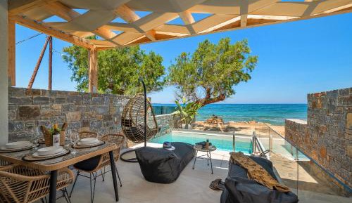 Suite with Private Pool