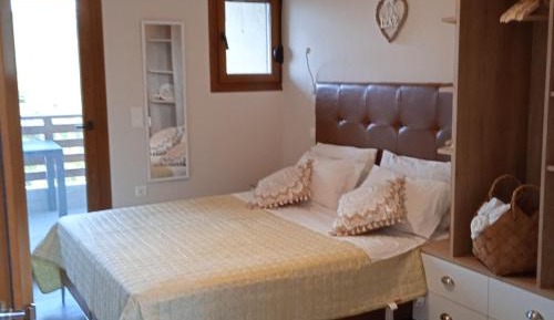 Standard Triple Room with Sea View