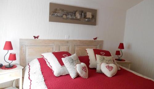 Cottage (2 Adults)